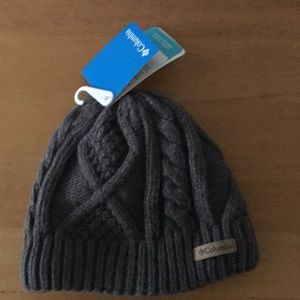 Columbia hat gray